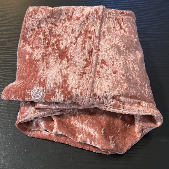 Lululemon Athletica women’s leggings, special edition. - Picture 4 of 4